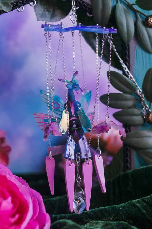 Mini Praying Mantis Window Hanging